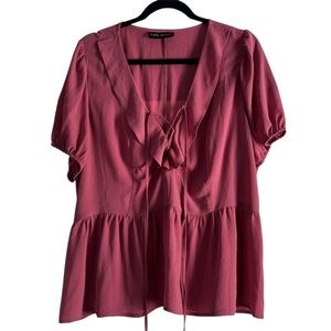 Short Puff-Sleeve Lace-Up Blouse Size 18/20 EUC